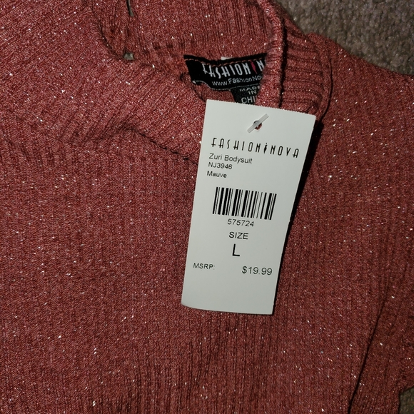 Bodysuit Hard to find in Large - Picture 6 of 7